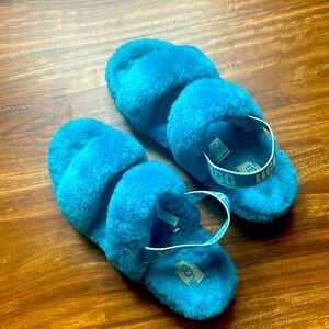 UGG teal slipper sandals cozy fuzzy size 9 VGUC Oh Yeah